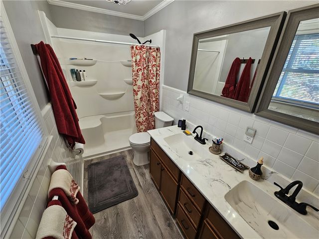 1005 Pinecroft Drive, Anderson, SC 29621