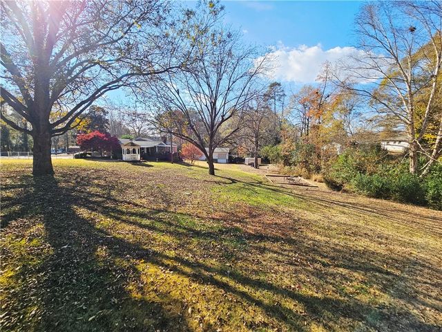 1005 Pinecroft Drive, Anderson, SC 29621