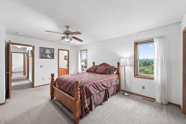 4156 Hilltop Lane, Eagan, MN 55123