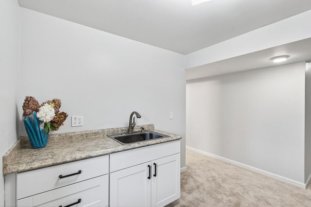 4156 Hilltop Lane, Eagan, MN 55123