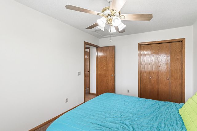 4156 Hilltop Lane, Eagan, MN 55123