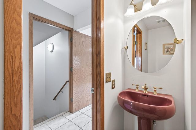 4156 Hilltop Lane, Eagan, MN 55123