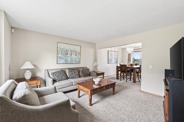 4156 Hilltop Lane, Eagan, MN 55123