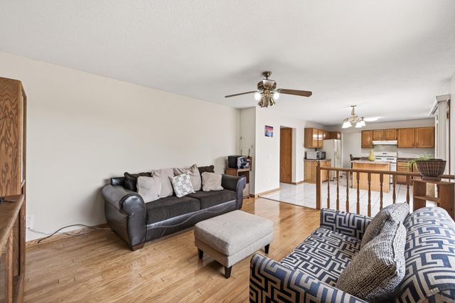 4156 Hilltop Lane, Eagan, MN 55123