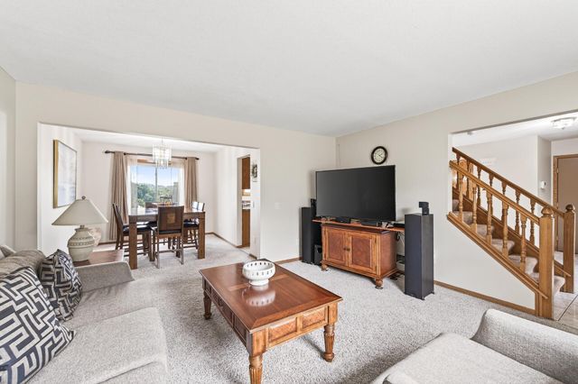 4156 Hilltop Lane, Eagan, MN 55123