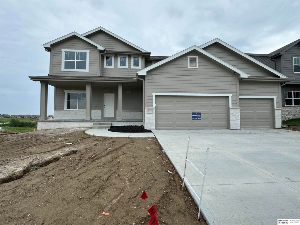 21427 Y Street, Elkhorn, NE 68022