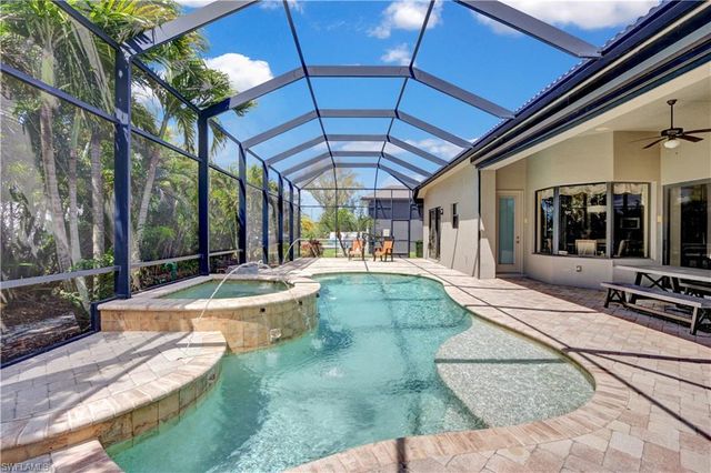 1406 Cape Coral PKWY W, Cape Coral, FL 33914