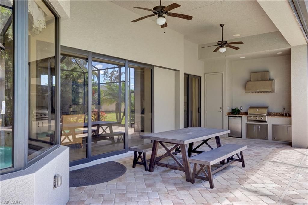 Image 27 of property listing at 1406 Cape Coral PKWY W, Cape Coral, FL 33914
