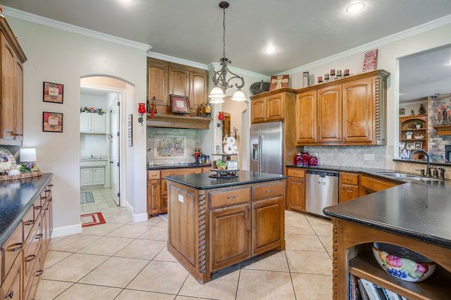 1144 Boling Ranch Road N, Azle, TX 76020