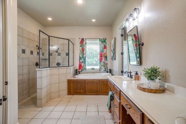 1144 Boling Ranch Road N, Azle, TX 76020
