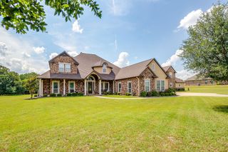 1144 Boling Ranch Road N, Azle, TX 76020