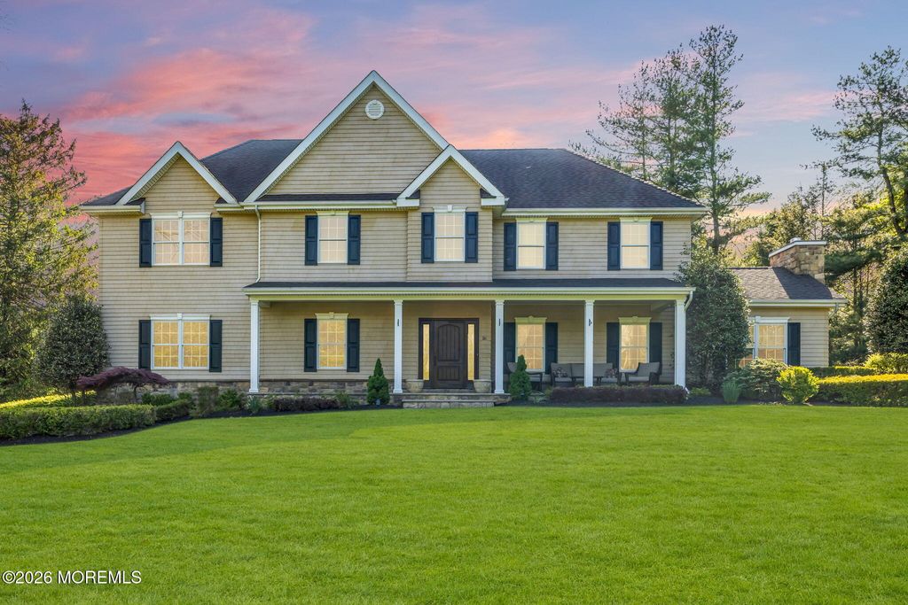 16 Woodhollow Road, Colts Neck, NJ 07722