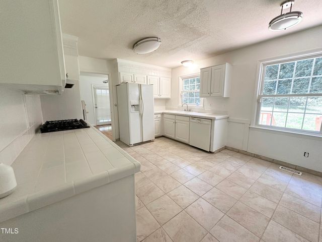 924 Lorain Avenue, Durham, NC 27704