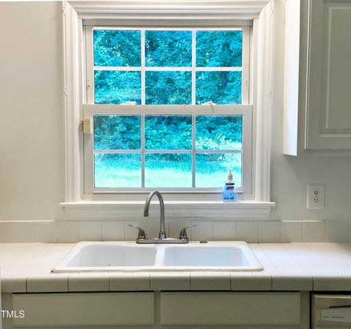 924 Lorain Avenue, Durham, NC 27704