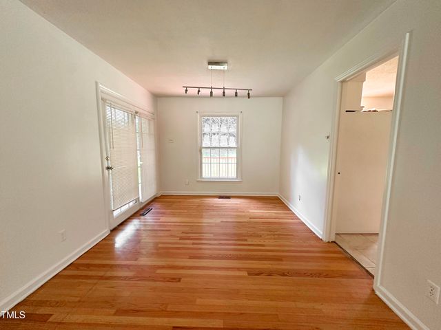 924 Lorain Avenue, Durham, NC 27704