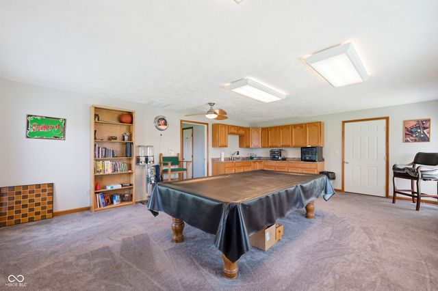 8749 Carriage Lane, Pendleton, IN 46064