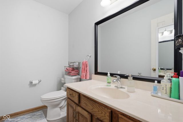 8749 Carriage Lane, Pendleton, IN 46064