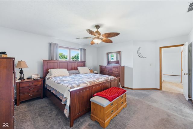 8749 Carriage Lane, Pendleton, IN 46064