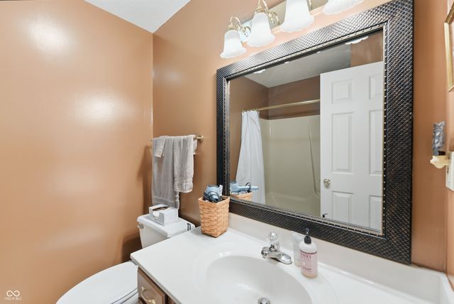 8749 Carriage Lane, Pendleton, IN 46064
