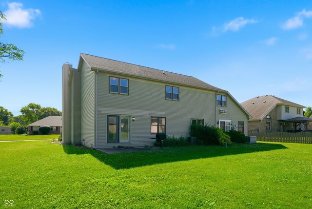 8749 Carriage Lane, Pendleton, IN 46064