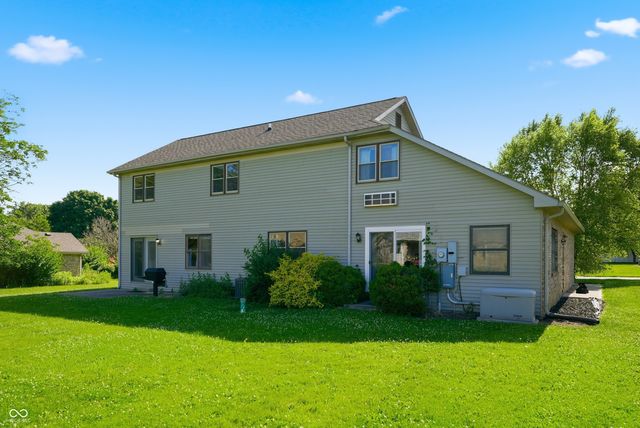 8749 Carriage Lane, Pendleton, IN 46064
