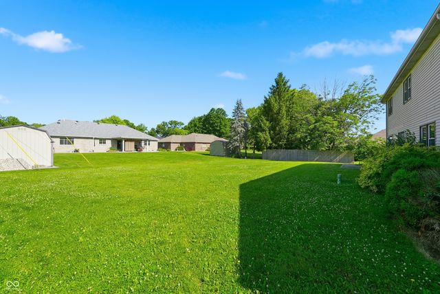 8749 Carriage Lane, Pendleton, IN 46064