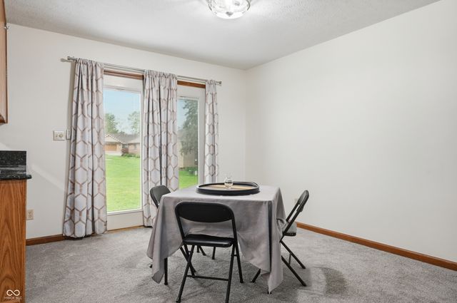 8749 Carriage Lane, Pendleton, IN 46064