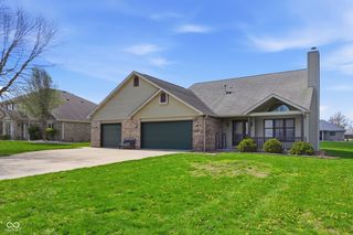 8749 Carriage Lane, Pendleton, IN 46064