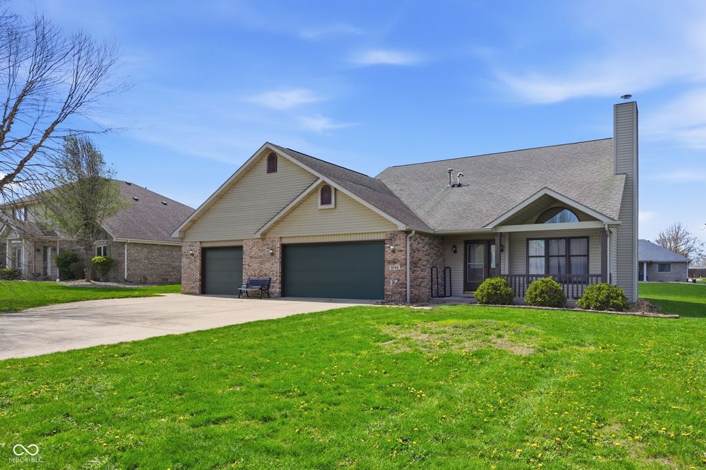8749 Carriage Lane, Pendleton, IN 46064