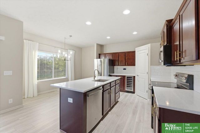 14079 Wood Valley Drive, Omaha, NE 68142