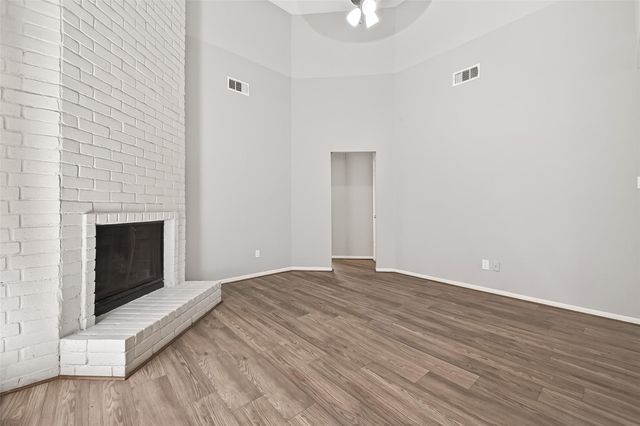 16114 Canaridge Drive, Houston, TX 77053