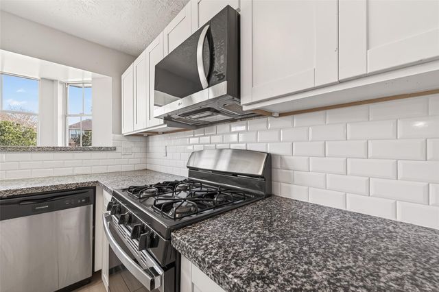 16114 Canaridge Drive, Houston, TX 77053