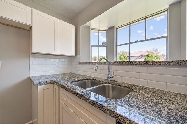 16114 Canaridge Drive, Houston, TX 77053
