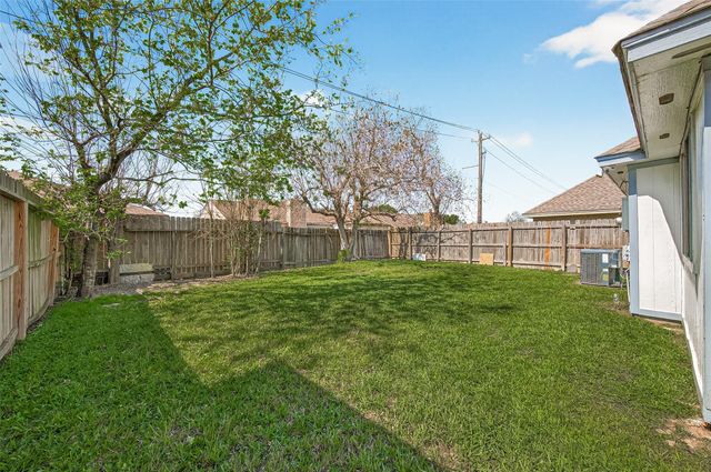 16114 Canaridge Drive, Houston, TX 77053