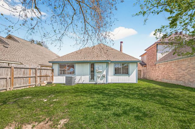 16114 Canaridge Drive, Houston, TX 77053