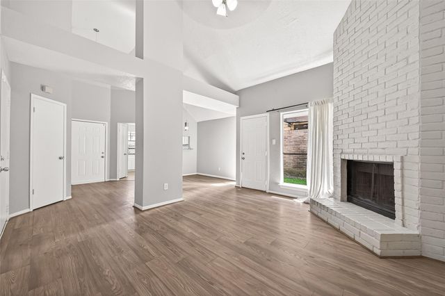 16114 Canaridge Drive, Houston, TX 77053