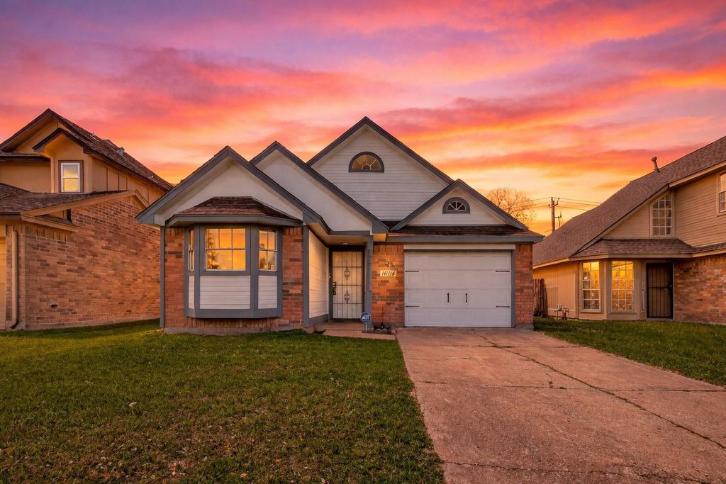 16114 Canaridge Drive, Houston, TX 77053