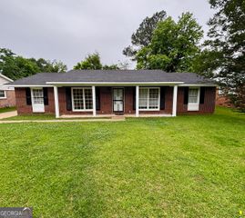 2866 Luckie Street, Columbus, GA 31903