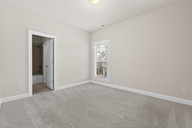 560 Hannaford Walk, Duluth, GA 30097