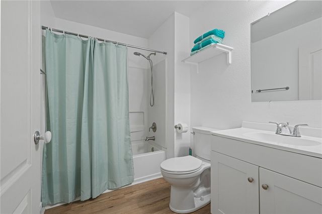 145 S Rife St, Aransas Pass, TX 78336