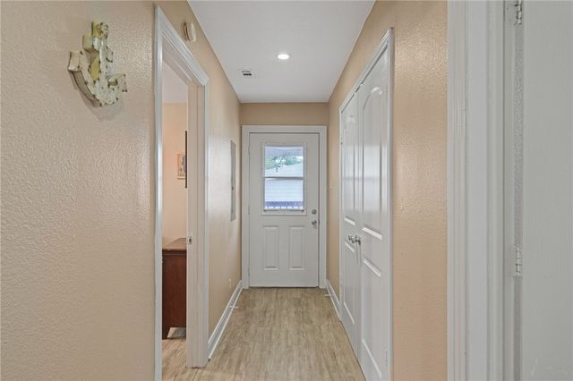 145 S Rife St, Aransas Pass, TX 78336