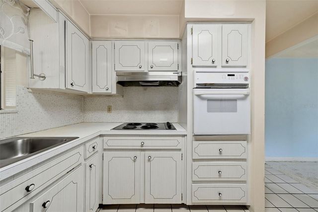 3360 70 STREET N, St Petersburg, FL 33710