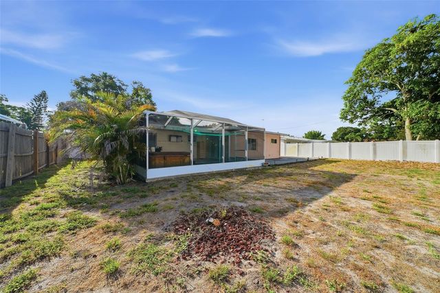 3360 70 STREET N, St Petersburg, FL 33710