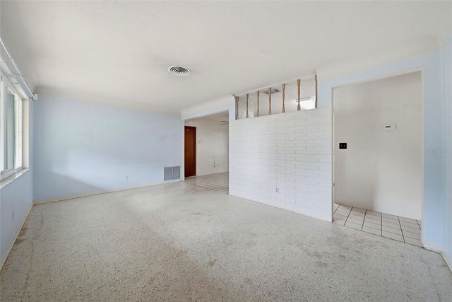 3360 70 STREET N, St Petersburg, FL 33710