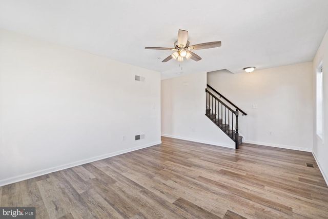 804 RISING SUN LN, Chambersburg, PA 17201