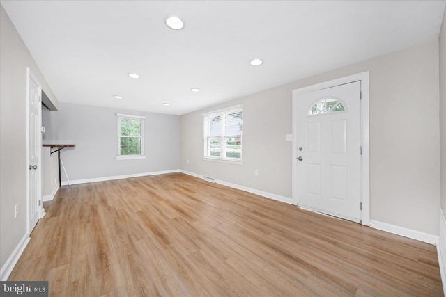 710 S COLLEGE AVE, Newark, DE 19713