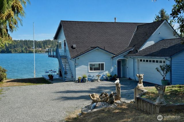 5341 S Bercot Road, Freeland, WA 98249