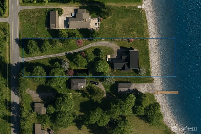 5341 S Bercot Road, Freeland, WA 98249
