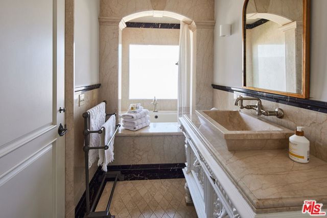 3817 Surfwood Road, Malibu, CA 90265