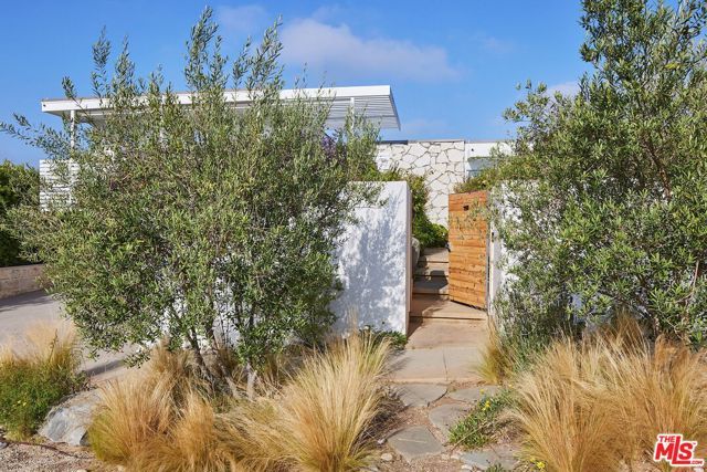 3817 Surfwood Road, Malibu, CA 90265